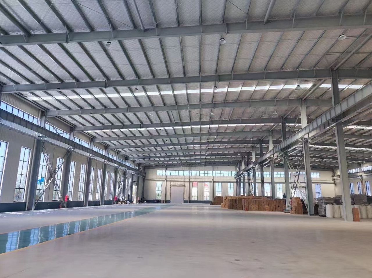 CESCO Steel Building Interior - Wide Span Structure