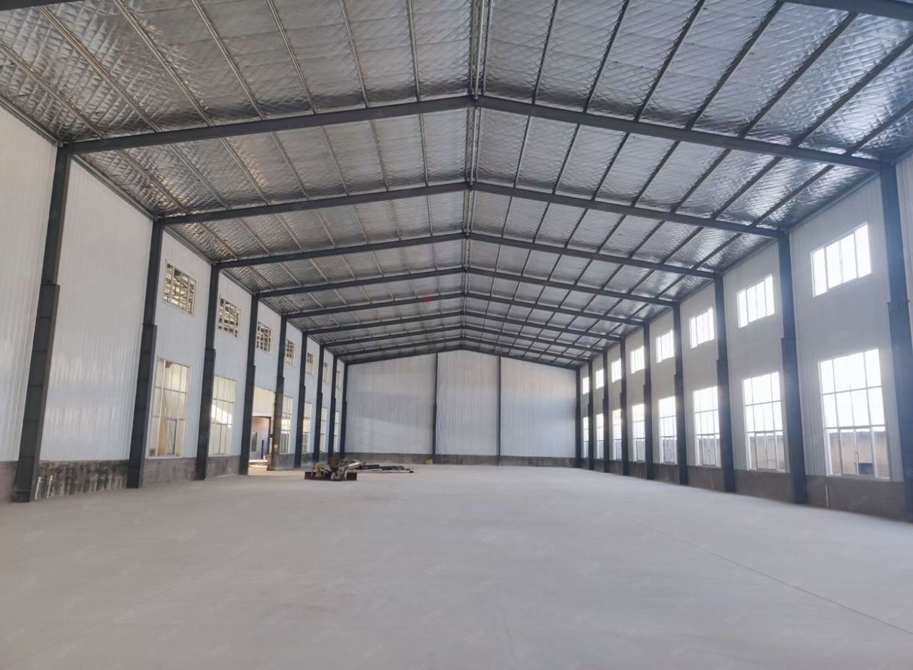 CESCO Steel Building Interior - Portal Frame Detail